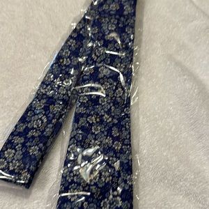 Brand new men’s necktie